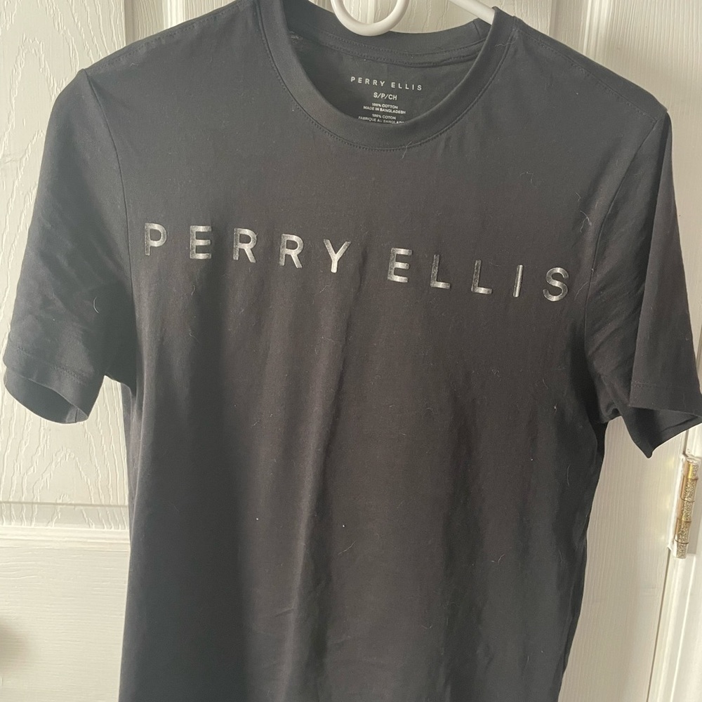 Perry Ellis fitted Shirt